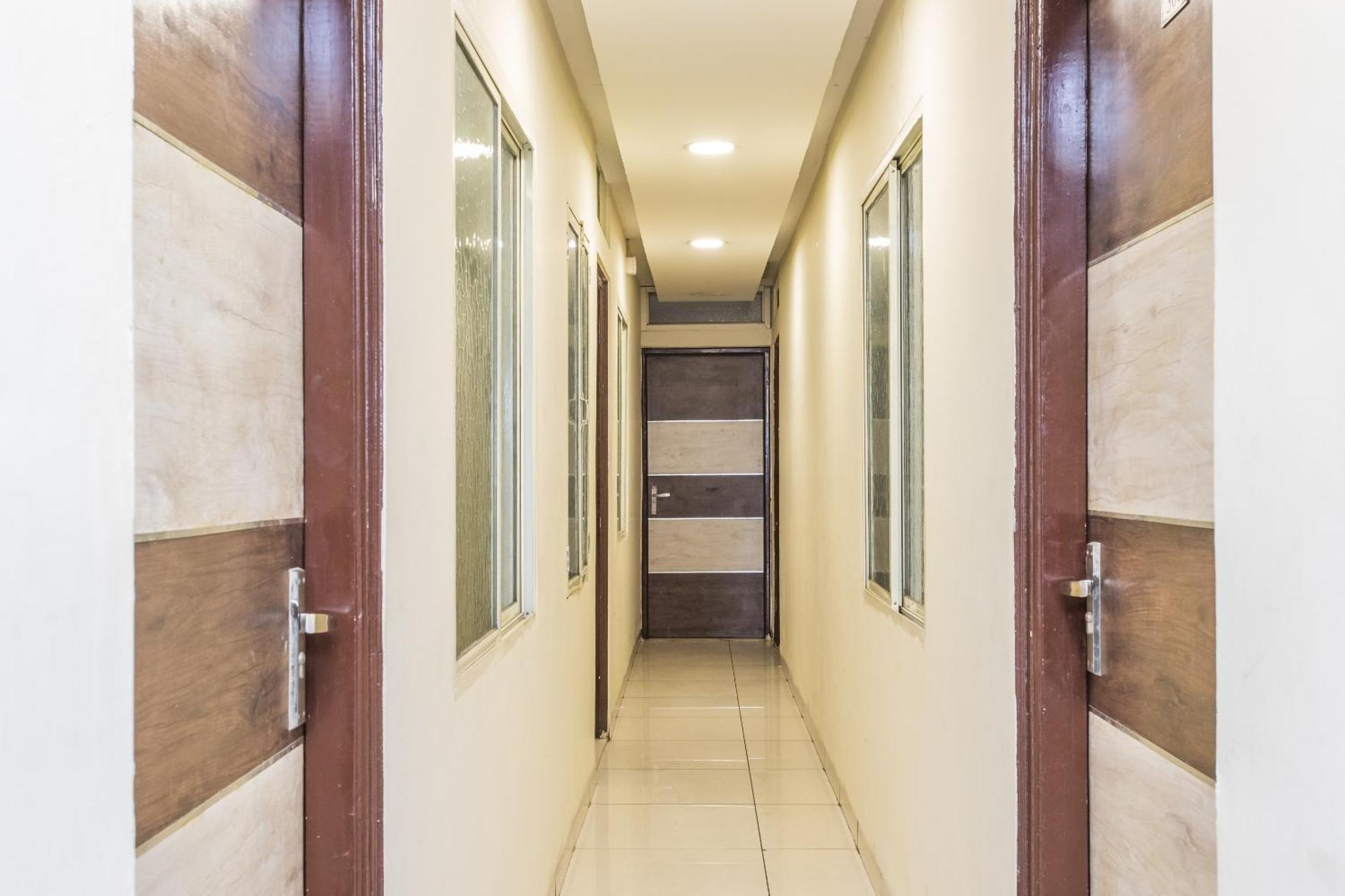Hotel Mehar Residency Indore