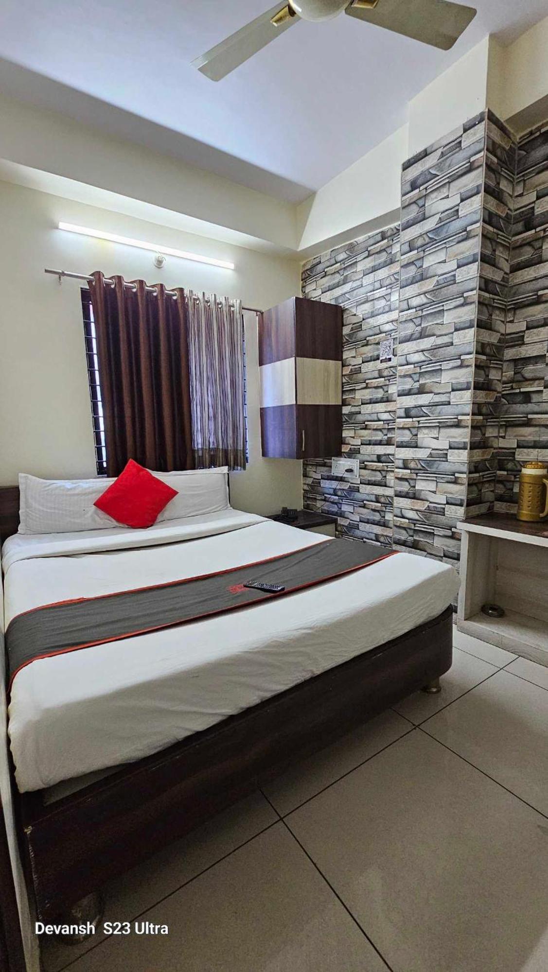 Mehar Residency Hotel 3*